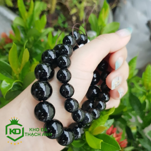 25 MẪU VÒNG ĐÁ PHONG THỦY CHO NAM HỢP TỪNG MỆNH